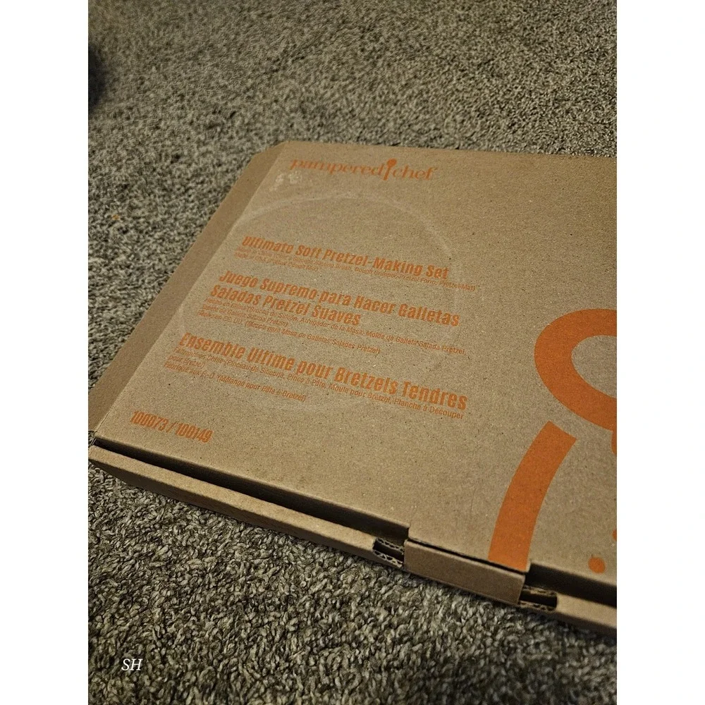 Pampered Chef Ultimate Soft Pretzel Making Set Complete‎ Baking Kit New Open Box